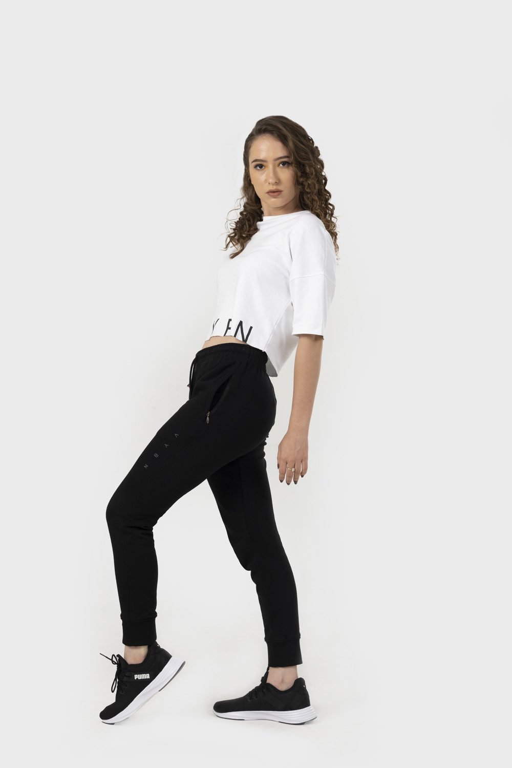 Women_s Crop Top - HIPHOP in Color White 4