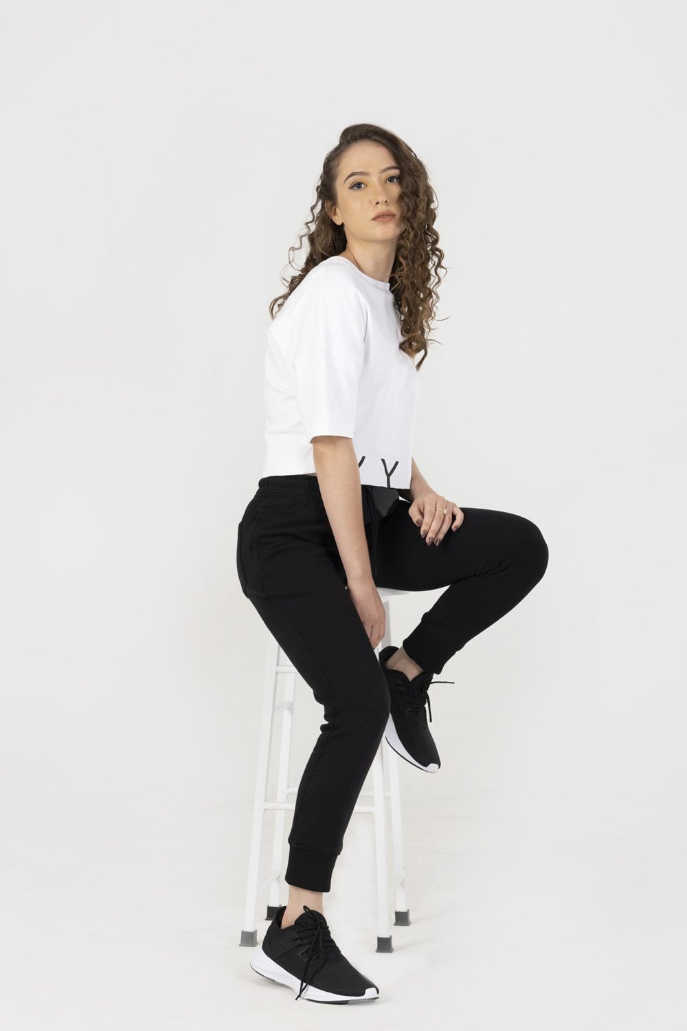 Women_s Crop Top - HIPHOP in Color White 5