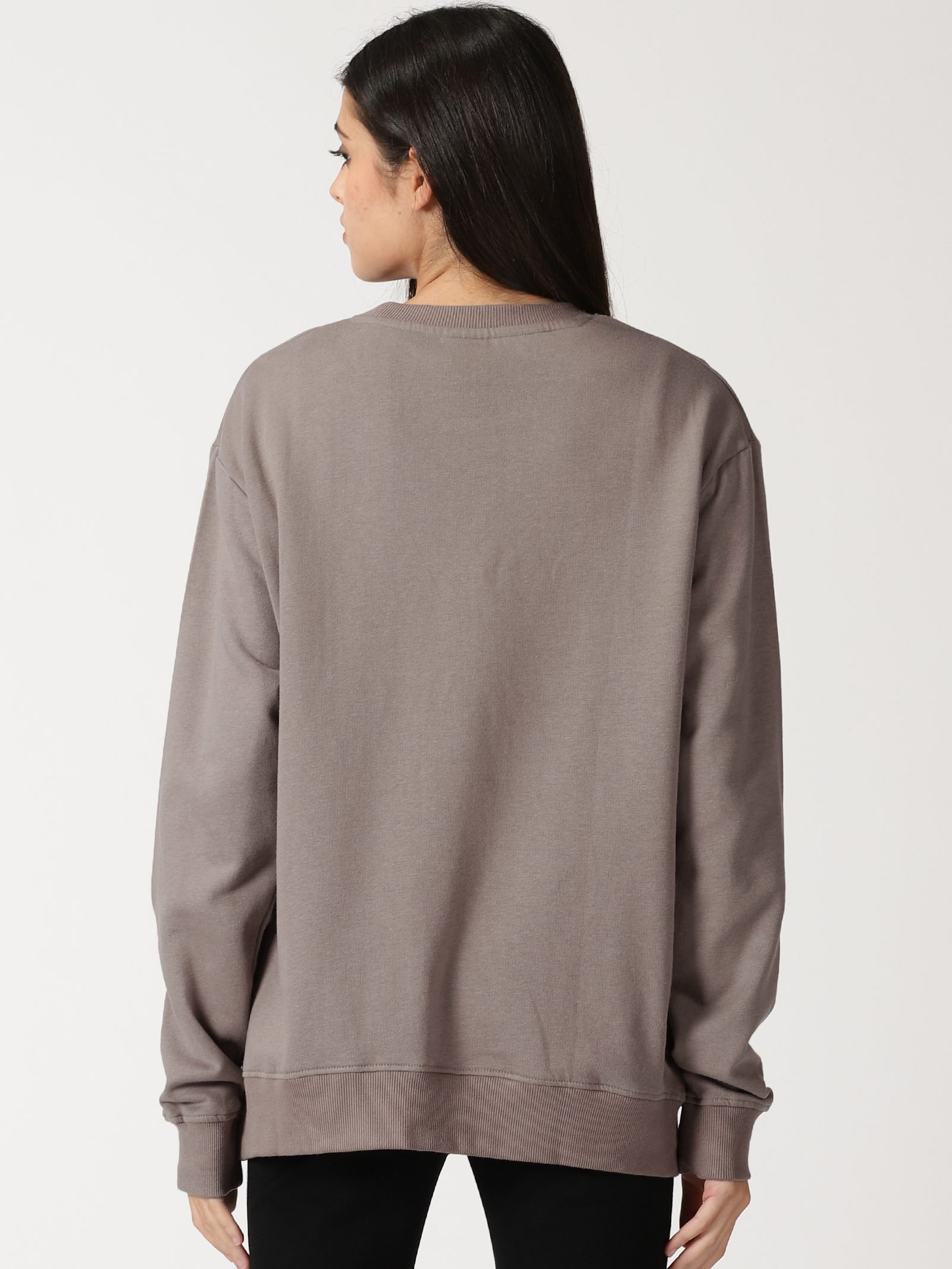 WOMENS_RELAXED_FIT_SWEATSHIRT_IN_WARM_GRAY_3