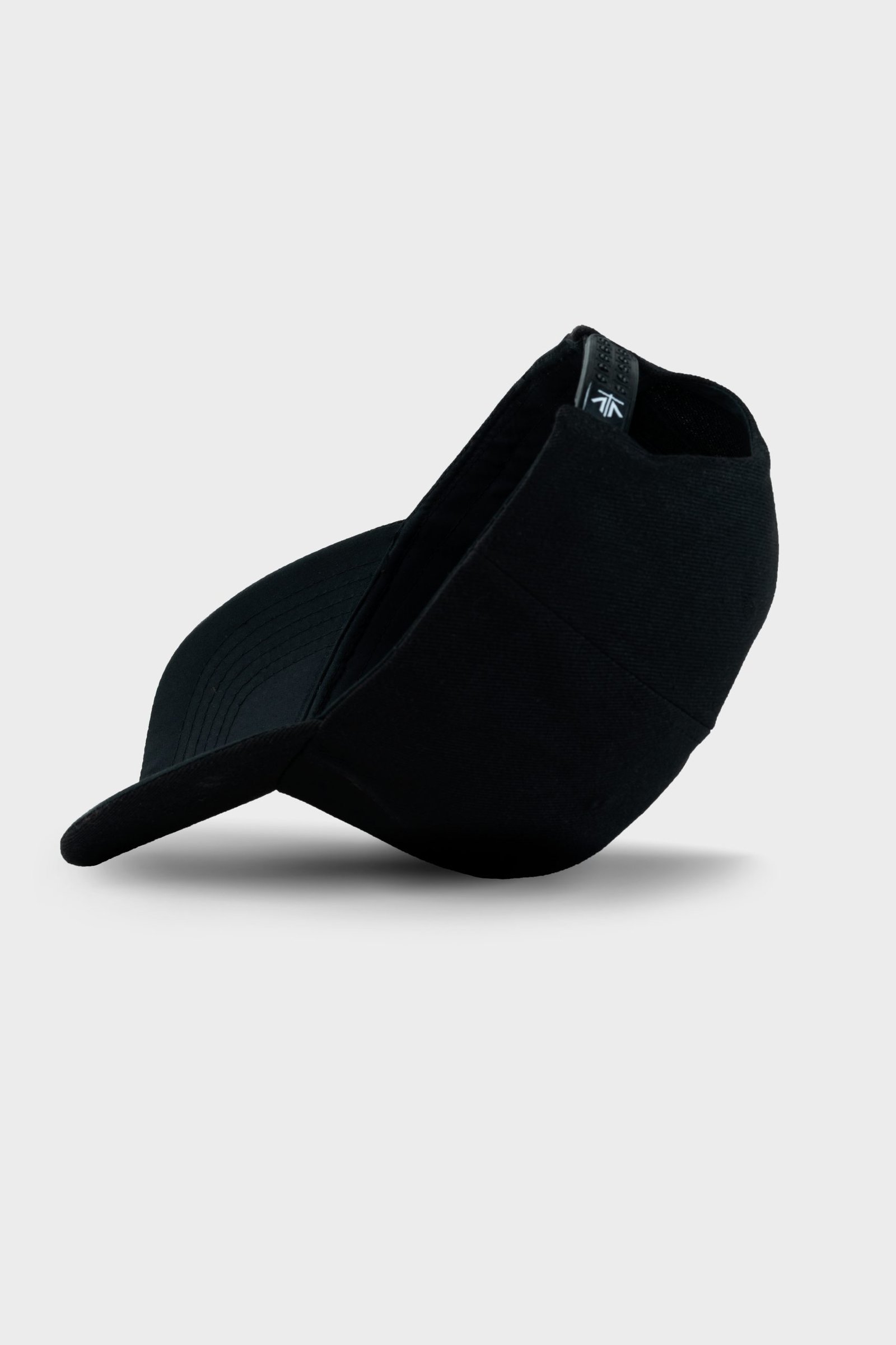 VYBN BLACK SIGNATURE CAP 4